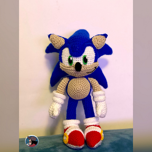 Amigurumi Blue Hedgehog - Jeanna Giorgi - CaptainCrochetFR