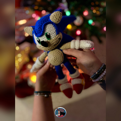 Amigurumi Blue Hedgehog - Jeanna Giorgi - CaptainCrochetFR