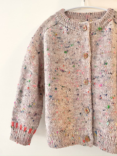 La Bien Aimee-Corrie Confetti, colour way in Aimee's Peach Sweater + white mohair