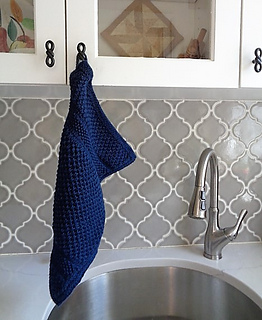 Ingenuity towel works in the kitchen