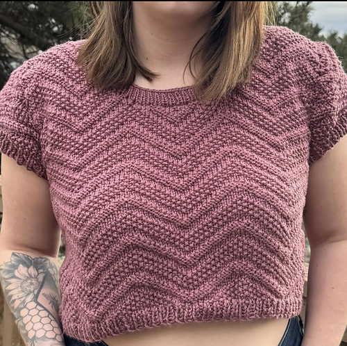 Chevron crop-top photo 1