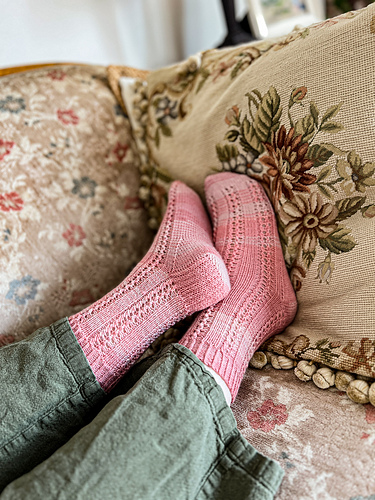 Clinch Cover - Lauren Rad