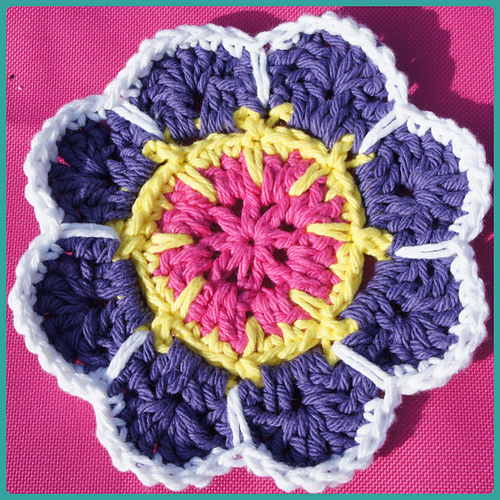 Magic Spike Mandala photo 3