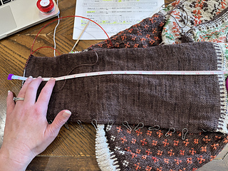 Sleeve decrease sets finished, a few more rounds to knit even