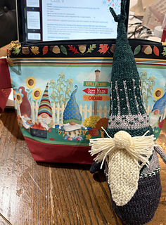 December gnomie finished! Gnandad:partying_face::heart::christmas_tree::grin: