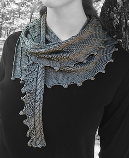 Ravelry: Ferns and Feathers pattern by Kirsten McIntosh