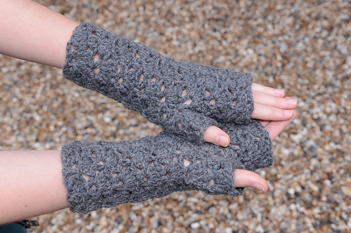 Hermione Shell Mittens photo 10