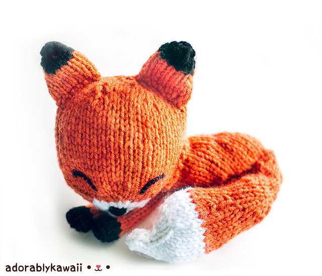 Ravelry Sleepy Fox Amigurumi (knit) pattern by Amanda Maciel