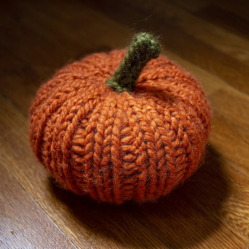 Gourdgeous Knit Pumpkins photo 2
