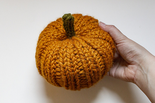Gourdgeous Knit Pumpkins photo 3