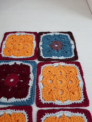 Flower Motif Square Coaster photo 9