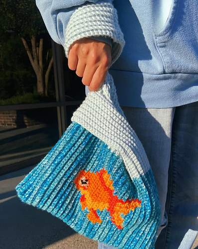 Go Fish Knot Bag