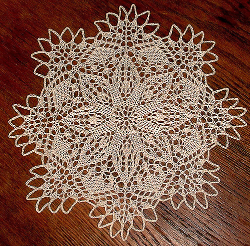 The Little Flower Doily photo 1