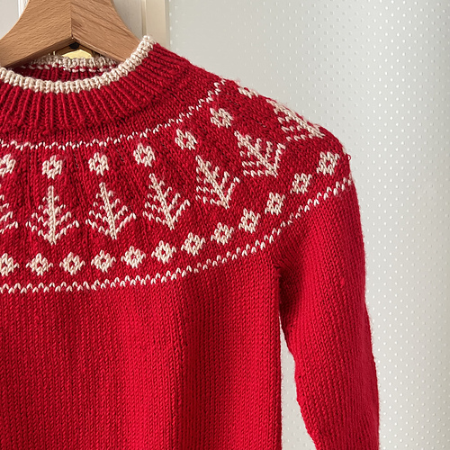 Pine Sweater photo 3