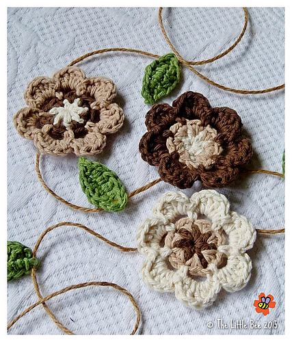 Cotton & Twine Flower Garland photo 4