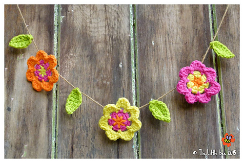 Cotton & Twine Flower Garland photo 5