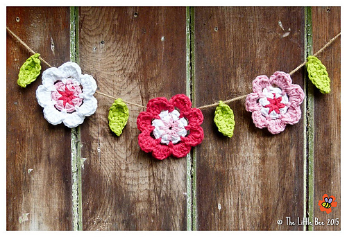 Cotton & Twine Flower Garland photo 6
