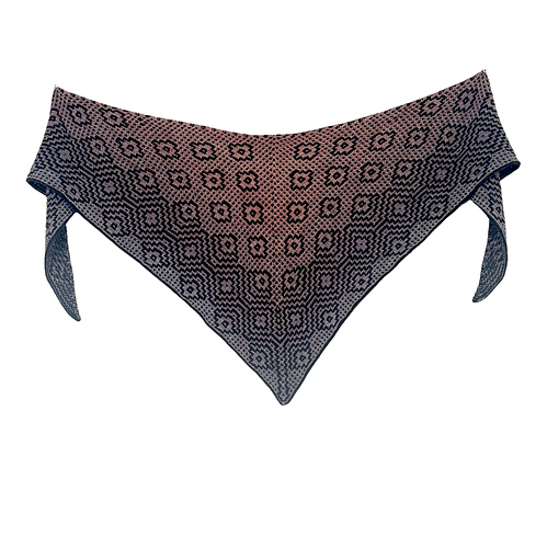 weaving with shawl in a ball