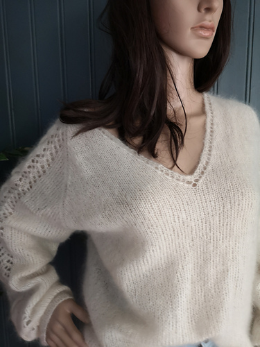 Vårfin genser - Anne Marit Hoem