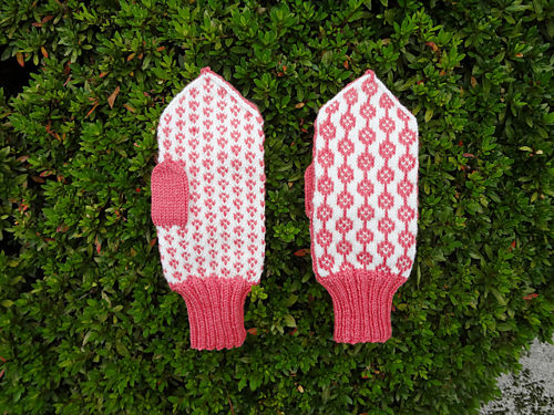 Hanamomo Mittens photo 3