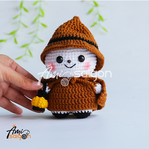 Ghost with Lantern Amigurumi