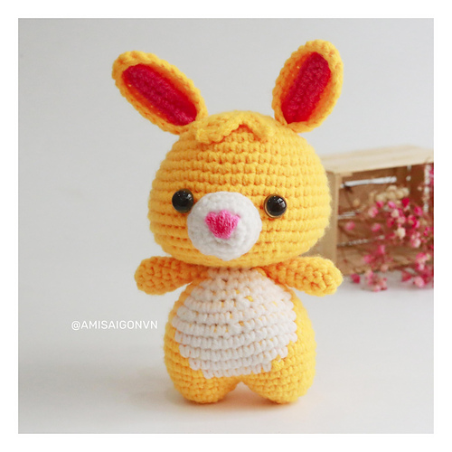 Ravelry: Amigurumi Rabbit Character pattern by Vui Vui