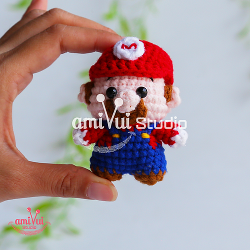 Mario Keychain Amigurumi
