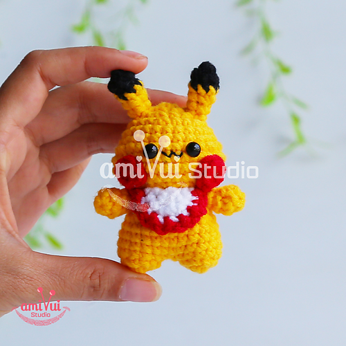 Tiny Pikachu Keychain