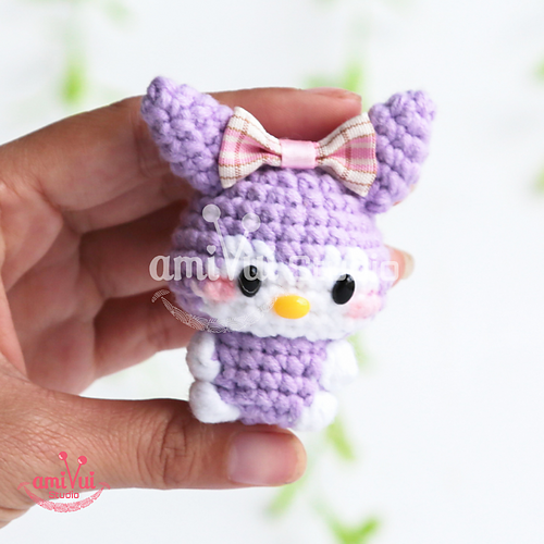 Tiny Kuromi Amigurumi