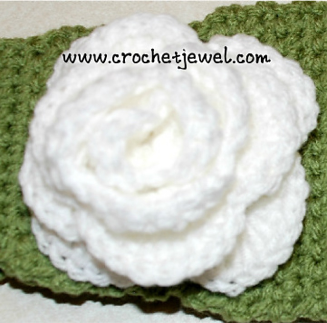 Ravelry Rosette flower pattern by Amy Lehman