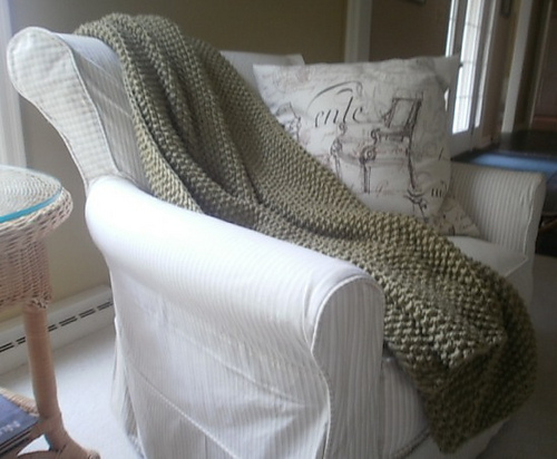 Crate & Barrel Throw photo 2