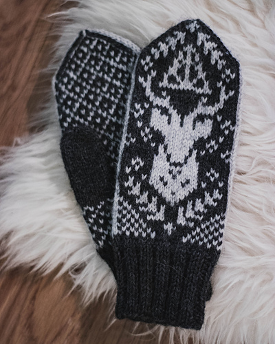 Patronus Mittens photo 1