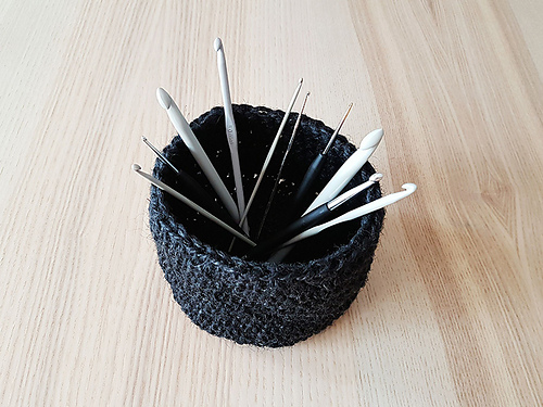 Simple basket - Gehaakt mandje photo 2