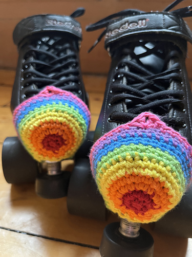 Simple skate toe guards