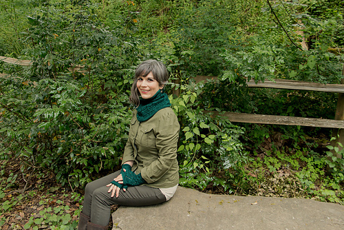 Synkront ildflue - Theressa Silver