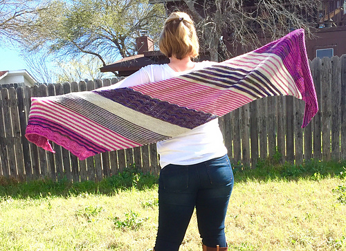 Ravelry: Goldfish Memory pattern by Casapinka