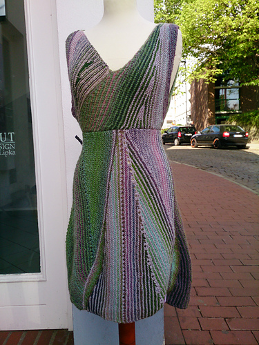 Tulpenkleid/Tulpisdress photo 1