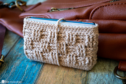 Basketweave Card Wallet photo 1