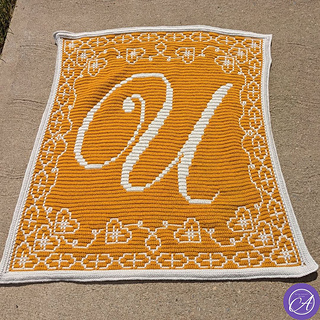 Mosaic crochet sample by Darcie Russell