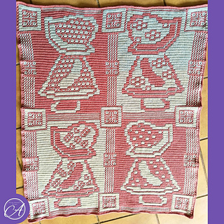 Mosaic crochet sample by Henriette Van Wyck