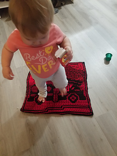 Toddler to show size of square lol