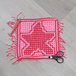 Mosaic crochet. Without an envelope border yet.