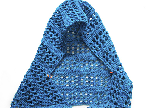 Hooded Criss Cross Cowl photo 5