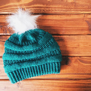 cc messy bun beanie crochet pattern