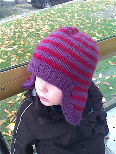 kid's earflap beanie photo 1