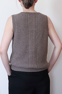wearing Size S with 1cm positive ease.
