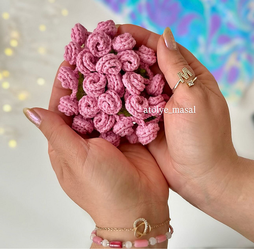 Rose Bouquet Drawstring Pouch photo 4