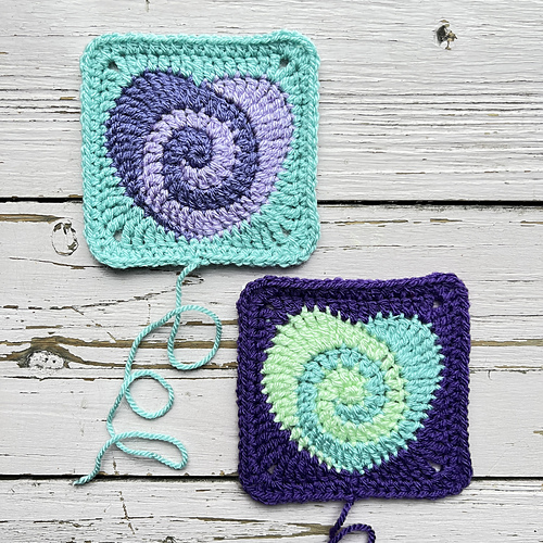 Swirly Heart Square photo 4