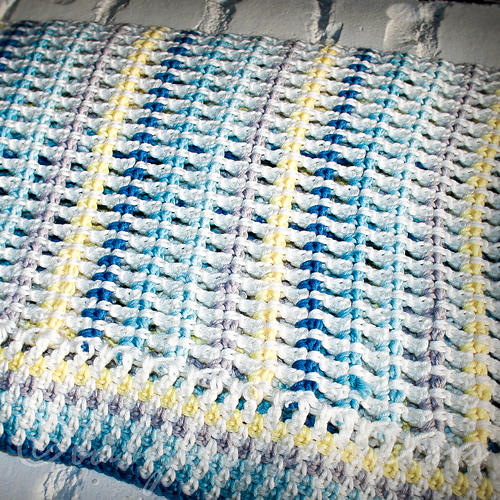 Ravelry Love Me or Weave Me woven baby blanket pattern by "Jac" Svede