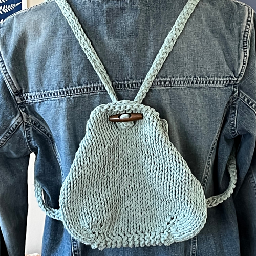 Ravelry Winnie Mini Backpack pattern by Shelby Mooney